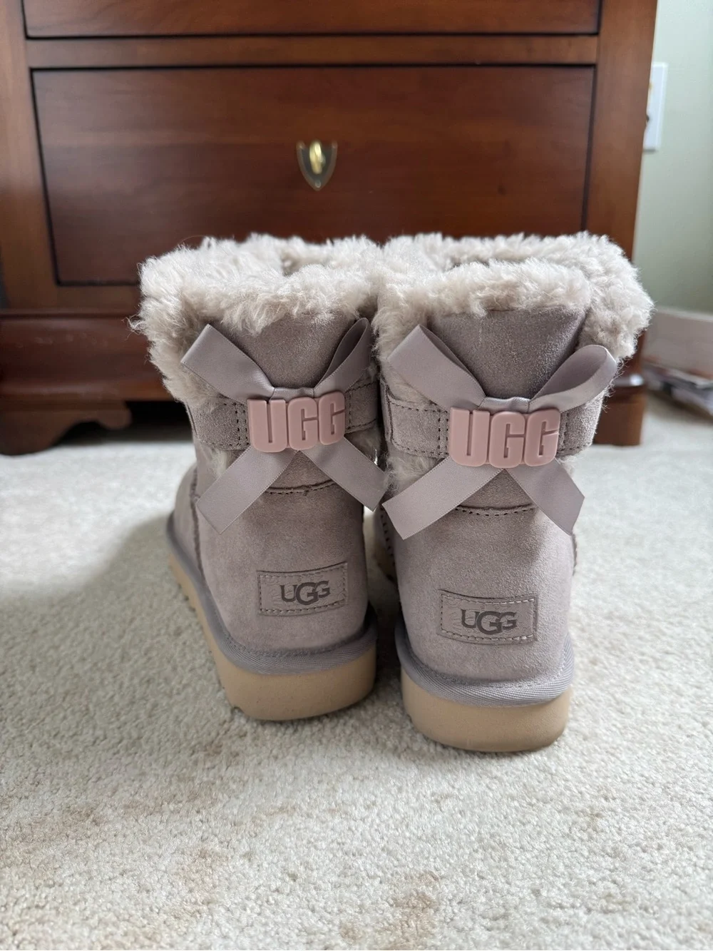 Ugg Bailey Bow Logo Boots